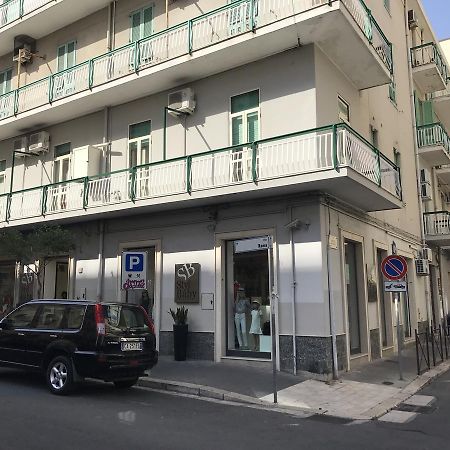 Donna Margharet Bed & Breakfast Crotone Bagian luar foto