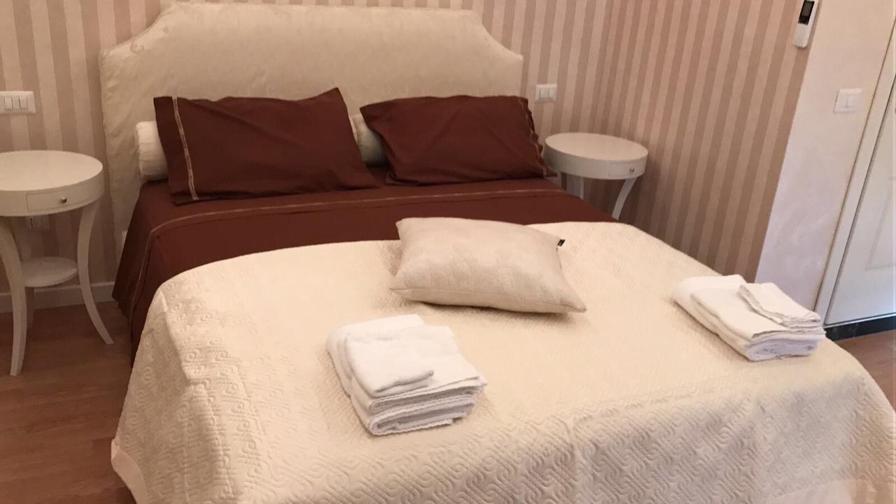 Donna Margharet Bed & Breakfast Crotone Bagian luar foto