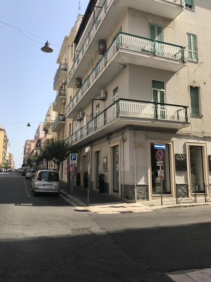 Donna Margharet Bed & Breakfast Crotone Bagian luar foto