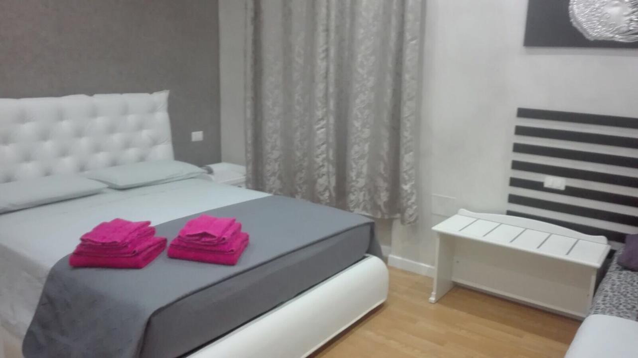 Donna Margharet Bed & Breakfast Crotone Bagian luar foto